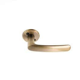 DOOR HANDLE 






 MASSIVE PRONKS